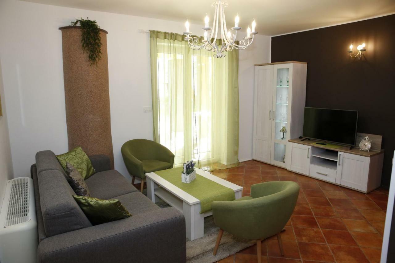 Hotel Vila Nara Vodice Exteriér fotografie